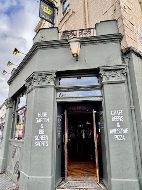 The Crown Rooms London Exterior photo